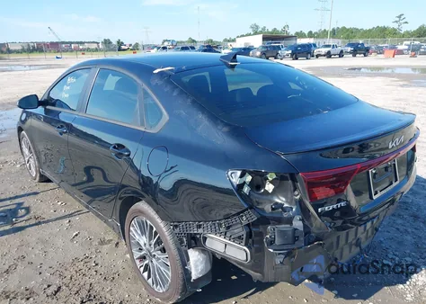 2024 Kia Forte Gt-Line z USA, uszkodzony, nr VIN 3KPF54AD2RE712860